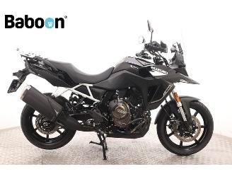 krockskadad bil motor Suzuki  V-Strom 800 DE 2024/10