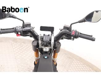 BMW  CE 02 picture 13