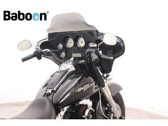 Harley-Davidson  FLHX Street Glide picture 10