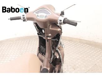 Vespa  Primavera 45KM picture 12