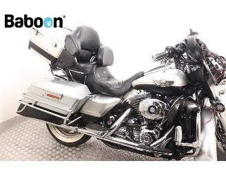 Harley-Davidson  FLHTCUI Ultra Glide Classic 100Th Anniversary picture 17