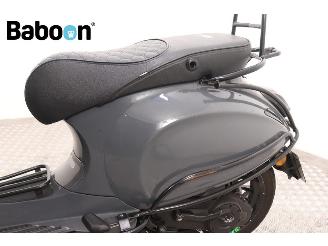 Vespa  Sprint 45KM picture 17