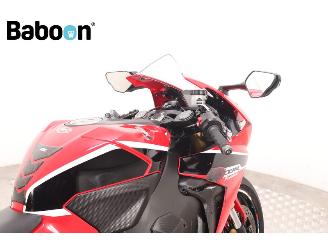 Honda CBR 1000 RR Fireblade picture 16