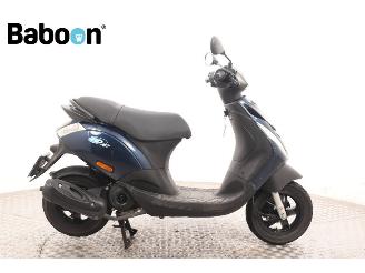 danneggiata scooter Piaggio  Zip 25KM 2016/8