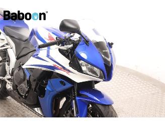 Honda CBR 600 RR picture 22