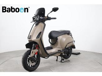 Vespa  Sprint 45KM picture 4