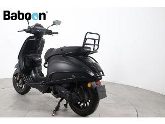 Vespa  Sprint 45KM picture 4