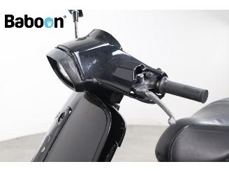 Vespa  Sprint 25KM picture 18