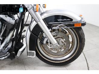 Harley-Davidson  FLHTCUI Ultra Glide Classic 100Th Anniversary picture 10