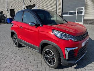 krockskadad bil brommobiel Ligier  JS60 Chic Sun 45KM 2021/6