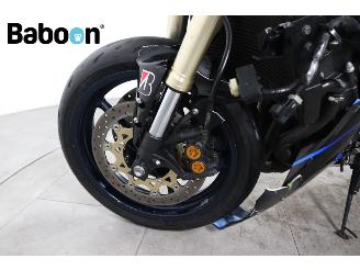 Yamaha  YZF-R1 picture 19