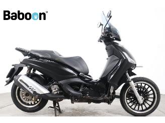 skadebil motor Piaggio Beverly 125 Police 2014/12