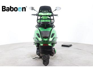 Vespa  Sprint 25KM picture 3