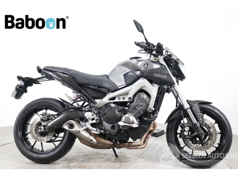 Yamaha MT-09 
