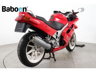 Honda VFR 750 F picture 8