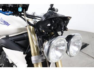 Triumph Street Triple  picture 9