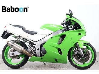 uszkodzony motocykle Kawasaki  Ninja ZX-6R 1996/7