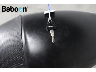 Ducati Monster 900  picture 24