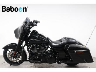 Harley-Davidson  FLHXS Street Glide Special picture 4