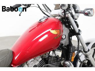 Honda  VT 700 C Shadow picture 17