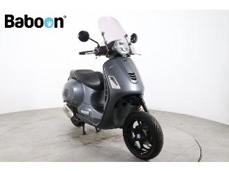 Vespa GTS 125 i.e. Tour. A picture 2
