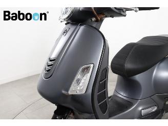 Vespa GTS 125 i.e. Tour. A picture 10
