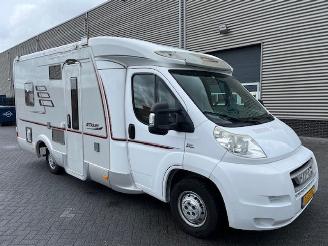 dommages  camping cars Hymer  Tramp Camper 574 SL 2008/7