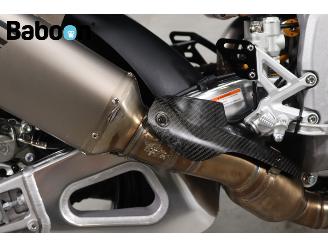 Aprilia Tuono V4 1100 Factory picture 14