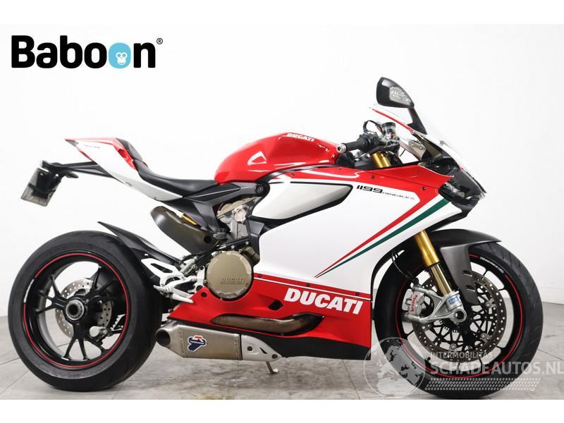 Ducati 1199 Panigale S Tricolore ABS
