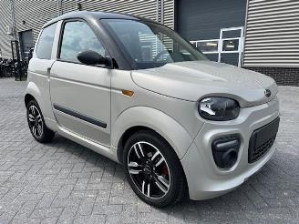 damaged microcars Microcar  M.GO 6 DCI 45KM 2022/4