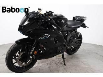 Yamaha  YZF- R7 picture 6