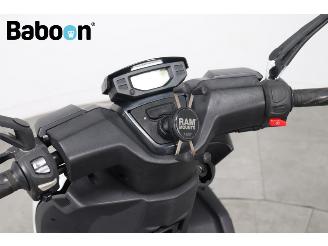 Peugeot  Speedfight 45KM picture 18