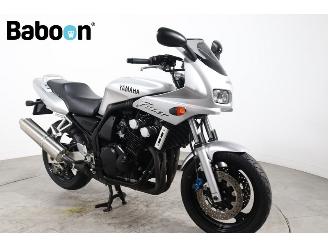 Yamaha FZS 600 Fazer picture 8