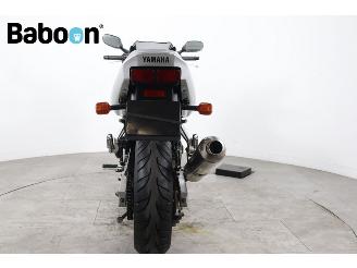 Yamaha FZS 600 Fazer picture 3
