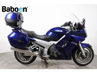 krockskadad bil motor Yamaha FJR 1300 ABS 2004/3