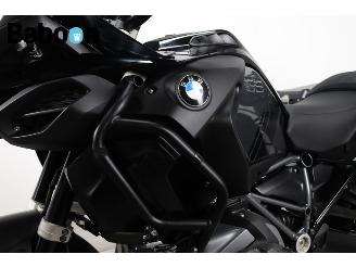 BMW R 1250 GS Adventure Triple Black picture 15