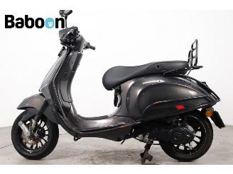 Vespa  Sprint 50 picture 5