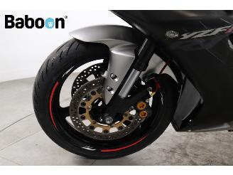 Yamaha  YZF-R1 picture 17