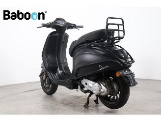 Piaggio  Sprint 45KM Notte picture 4