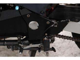 Kawasaki  ZR-7 S picture 17