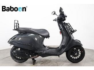 Démontage voiture Vespa  Sprint 45KM 2024/3