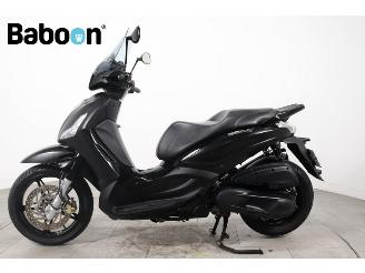 Piaggio Beverly 350 Sport Touring ABS picture 5