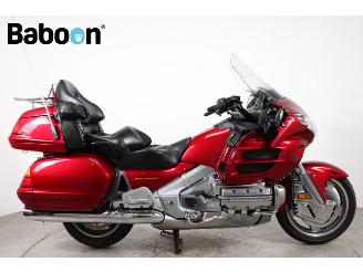 krockskadad bil motor Honda GL 1800 Goldwing ABS 2003/1
