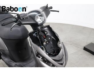 Piaggio  Zip 45KM picture 9