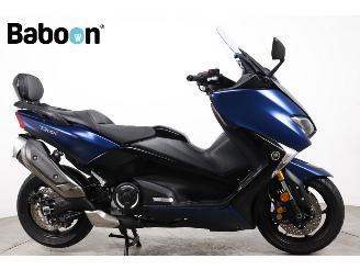 škoda motocykly Yamaha  XP 530 T-MAX DX 2018/6