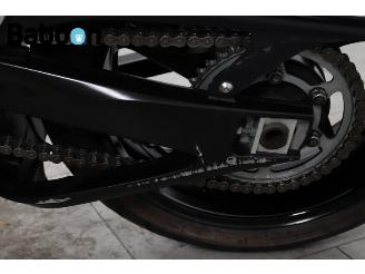 Yamaha  YZF-R1 picture 15