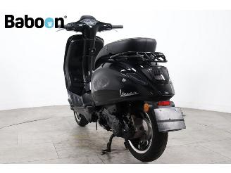 Vespa Sprint 45KM  picture 9
