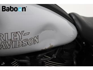 Harley-Davidson  FXLRST Low Rider ST 117 picture 11