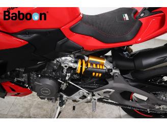 Ducati Streetfighter V2 S picture 25