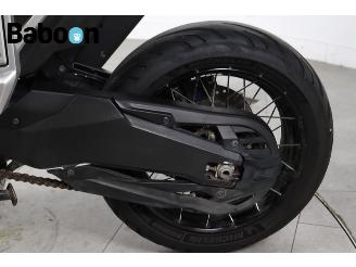Honda  X-ADV picture 13